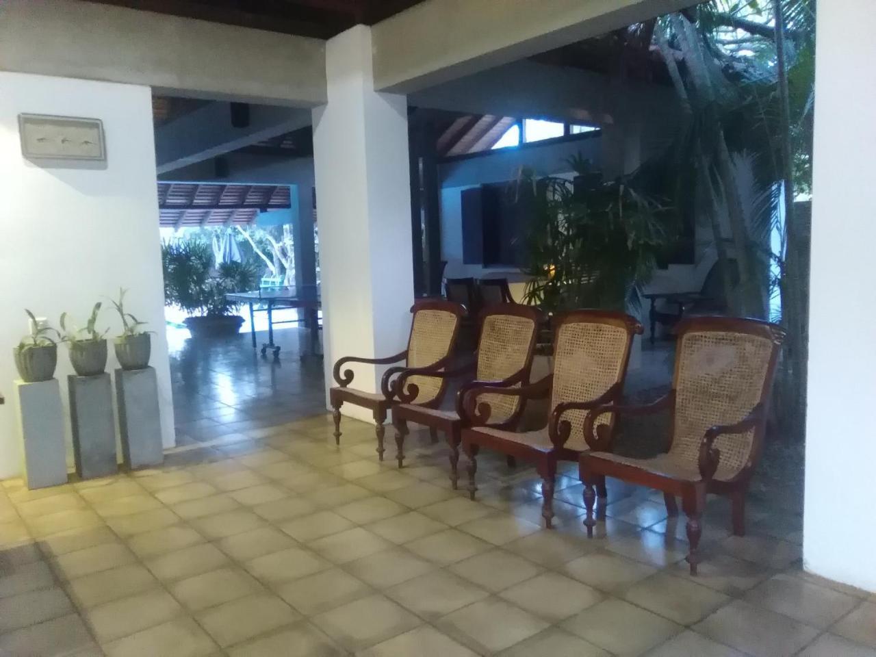Hotel Sunflower Катарагама Экстерьер фото